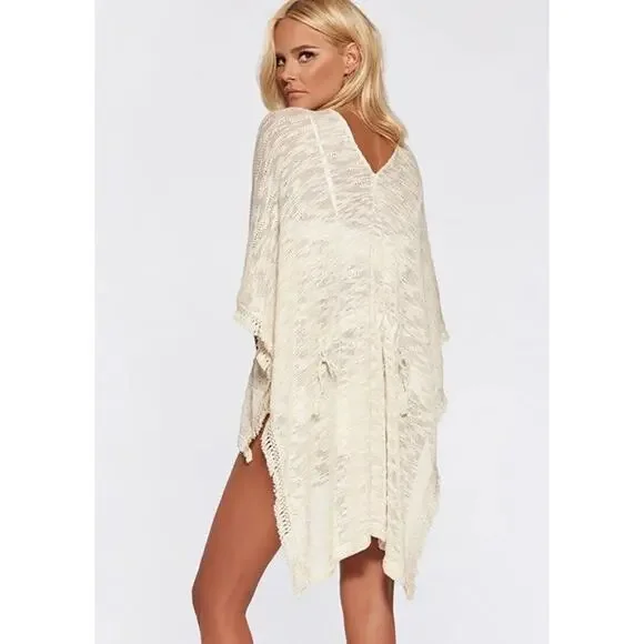 L Space Washed Ashore Knit Fringed Swimsuit Cover Up Poncho One Size - Picture 4 of 10